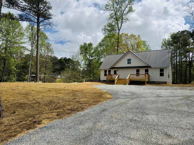 Building Photo - 221 Sheffield Dr