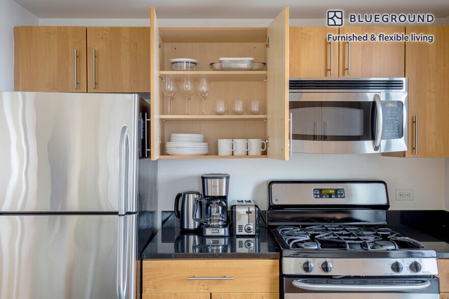 Building Photo - 4-75 48th Avenue-SI FL11-ID934