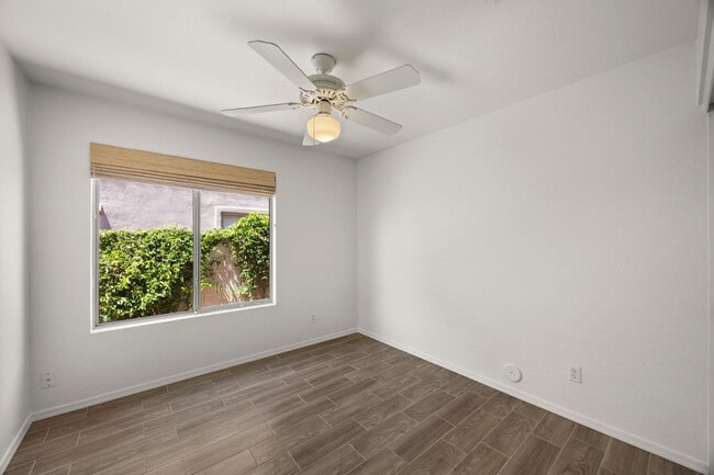 Building Photo - 10290 E Mallow Cir