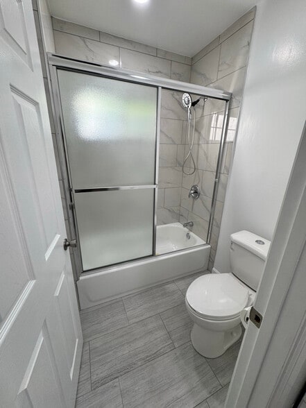 Building Photo - 452 N Alexander St