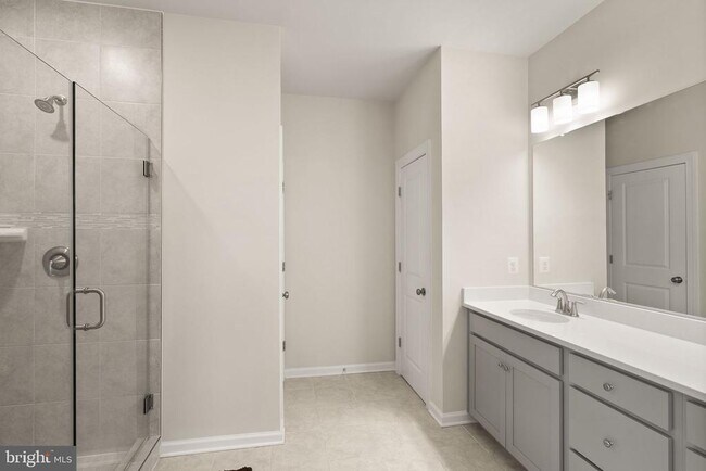 Building Photo - 43430 Stonewood Crossing Ter