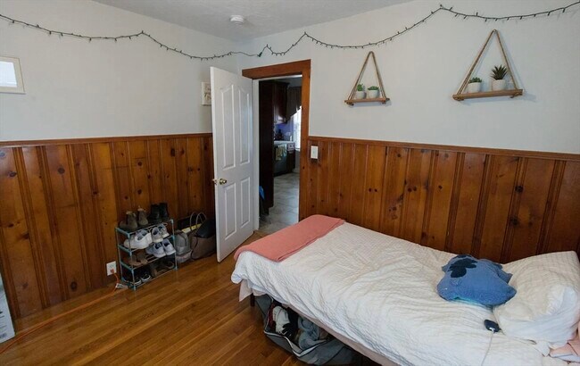 Building Photo - 65 Wyman St