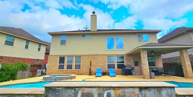 Building Photo - 6027 Turner Shadow Ln