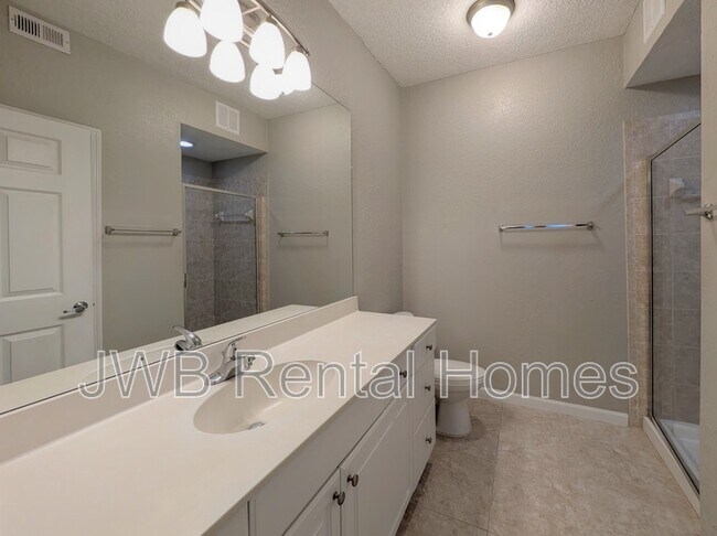 Building Photo - 8539 Gate Pkwy W