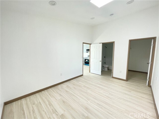 Building Photo - 751 Baylor Ave