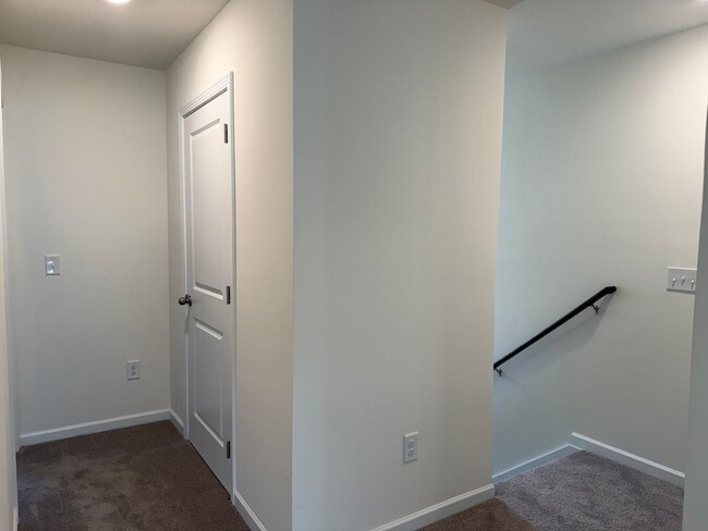 Building Photo - 3 Bedroom Condo Central Jonesborough