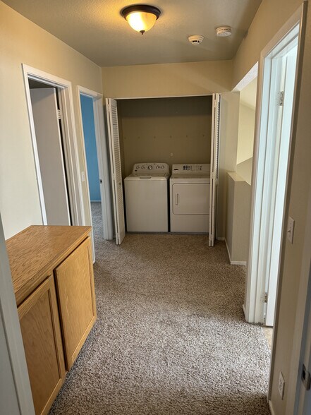 Building Photo - 1652 Sand Canyon Dr