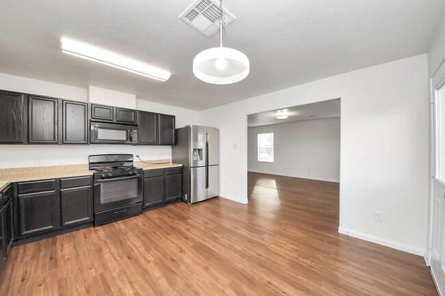 Building Photo - 886 Darbydale Crossing Ln