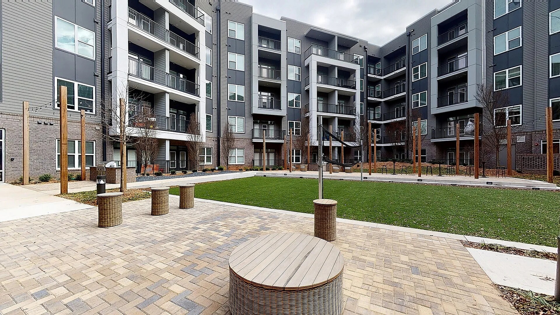 Building Photo - 2550 Blackmon Dr