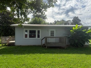 Building Photo - 3 Bedroom 1 Bathroom Home in Greene County...