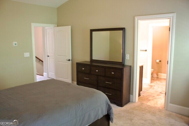 Building Photo - 2559 Willow Fld Xing
