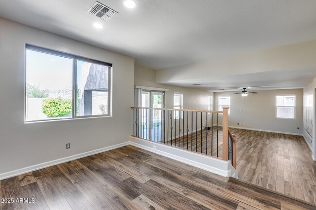 Building Photo - 5826 W Plum Rd
