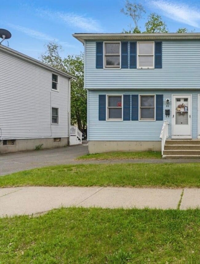 Building Photo - 84 Cherrelyn St