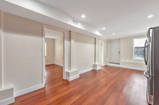 Building Photo - LOWER FLOOR of Fantastic Coastal Californi...