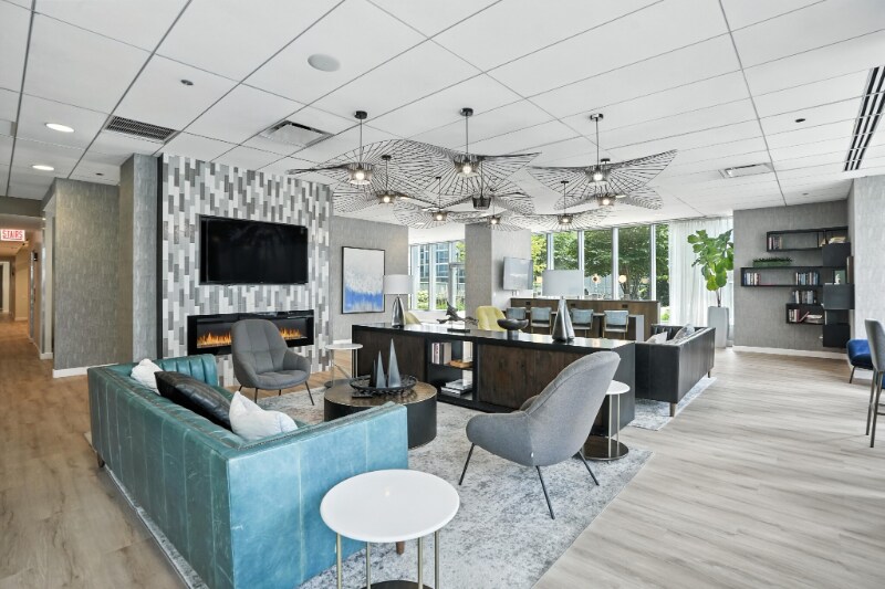 Building Photo - 356 E Wacker Dr