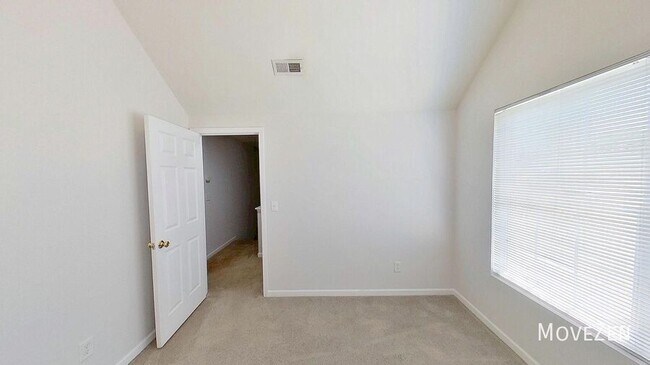 Building Photo - 1205 Ricochet Dr