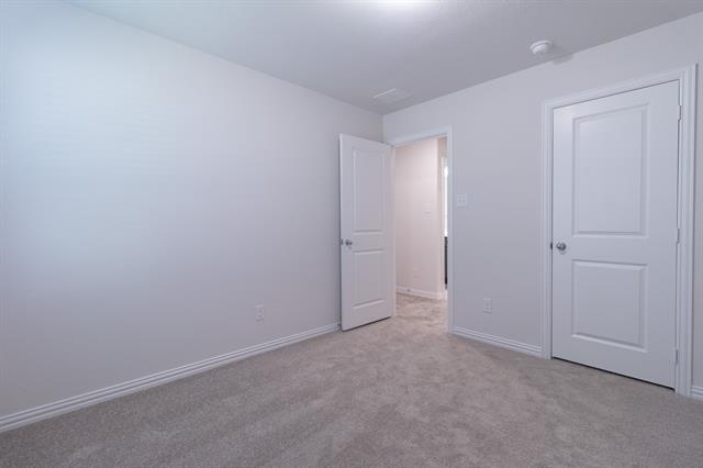 Building Photo - 1041 Verde Vly Ln