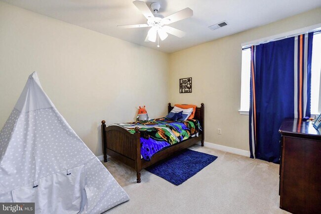 Building Photo - 13003 Belle Meade Trace