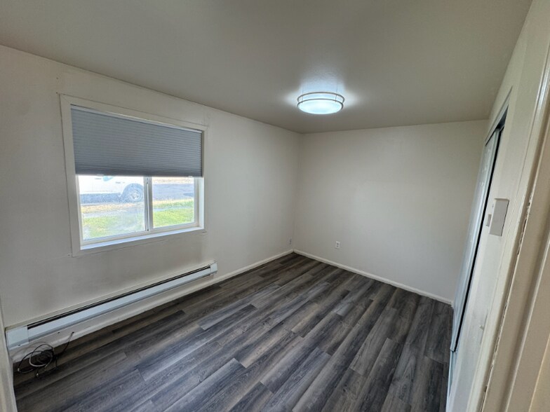 Building Photo - 1110 S Alderwood Dr