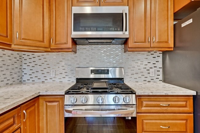Building Photo - Wonderful 3 bedroom , 2 bath home in Mount...