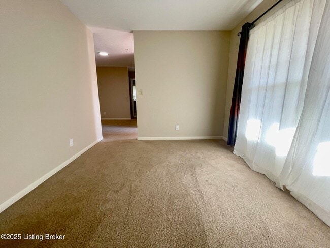 Building Photo - 4023 Tanglewood Dr