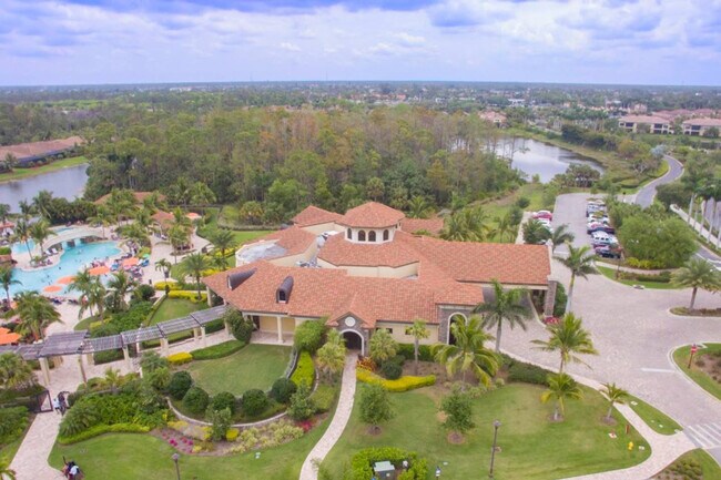 Building Photo - 9837 Venezia Cir