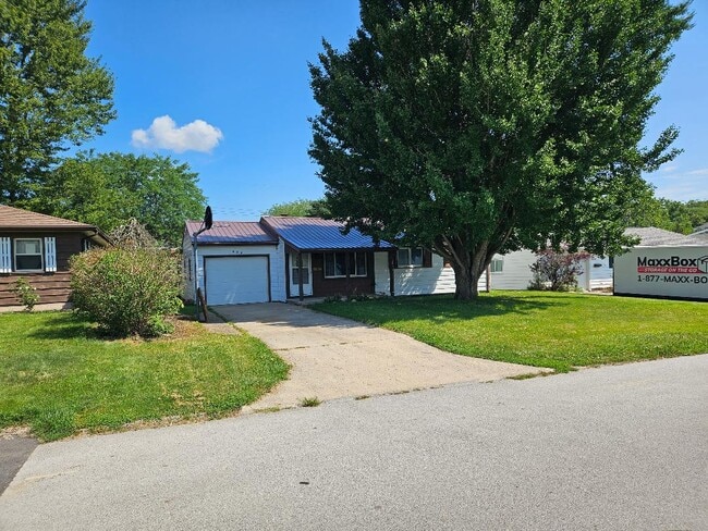 Building Photo - 824 Park Dr
