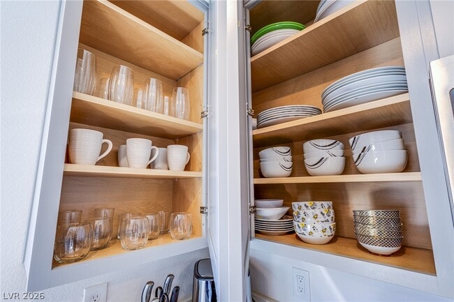 Building Photo - 5215 Lissome Lily Ct