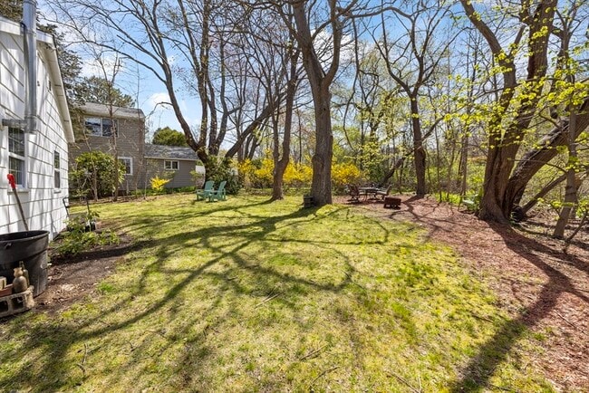 Building Photo - 9 Nonantum Rd