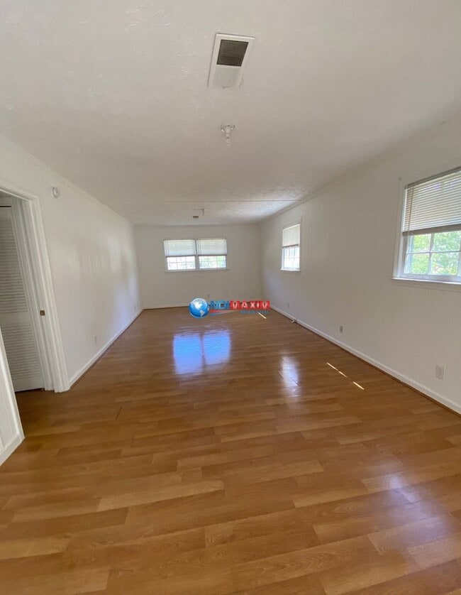 Building Photo - 4-bedroom house in Norcross - Coming Soon!!!