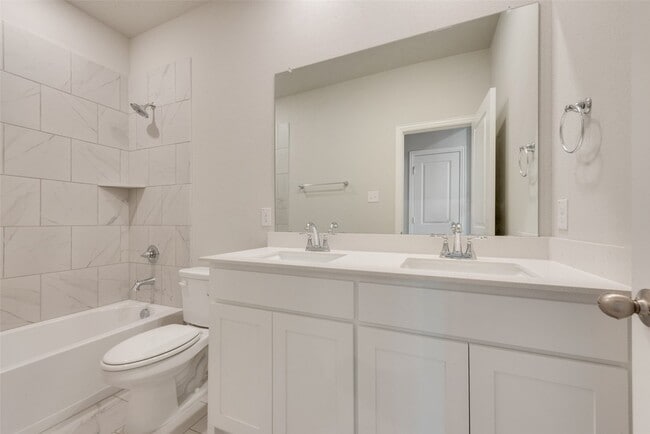 Building Photo - 245 Cranz Farm Dr