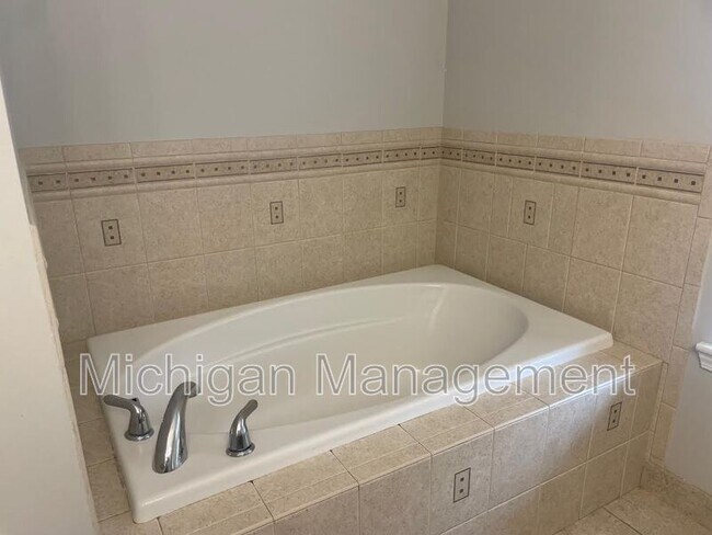 Building Photo - 41656 Tera Ln