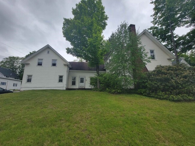 Primary Photo - 73 Highland St