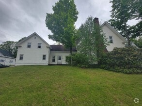 Building Photo - 73 Highland St