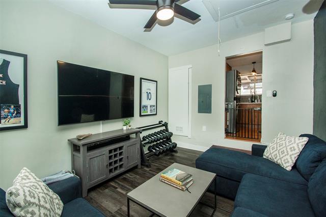 Building Photo - 1250 Dalhart Dr