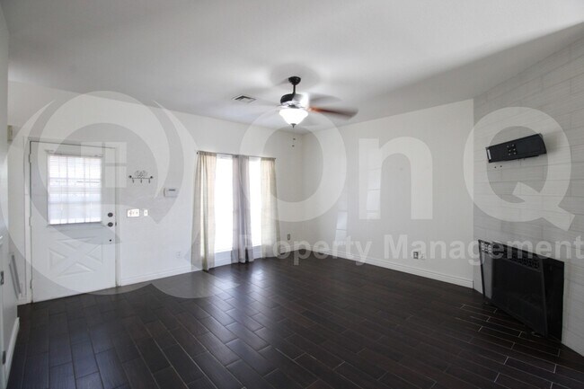Building Photo - 3431 W Morrow Dr