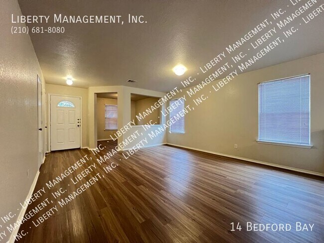 Building Photo - 4 bedroom with a Study
