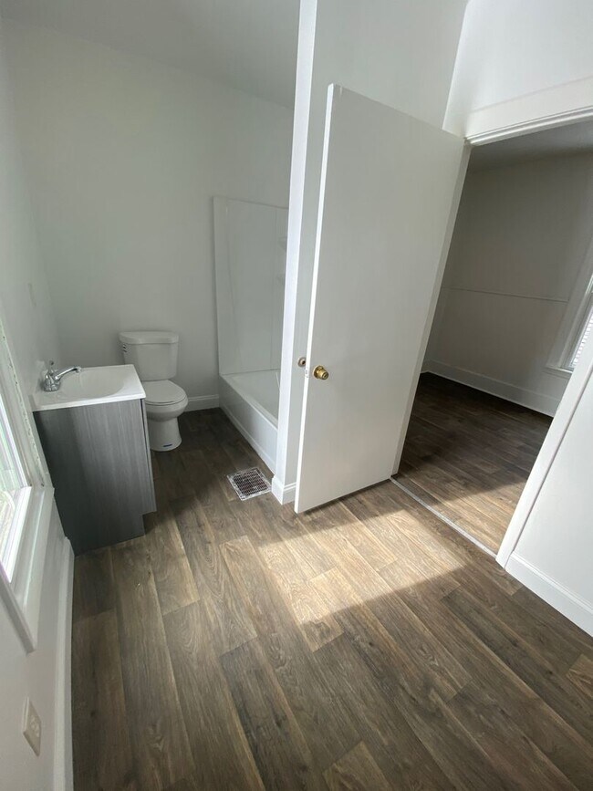 Building Photo - 368 Indiana Avenue SW