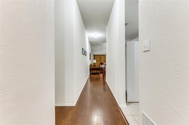Building Photo - 4860 Ambrosia Dr