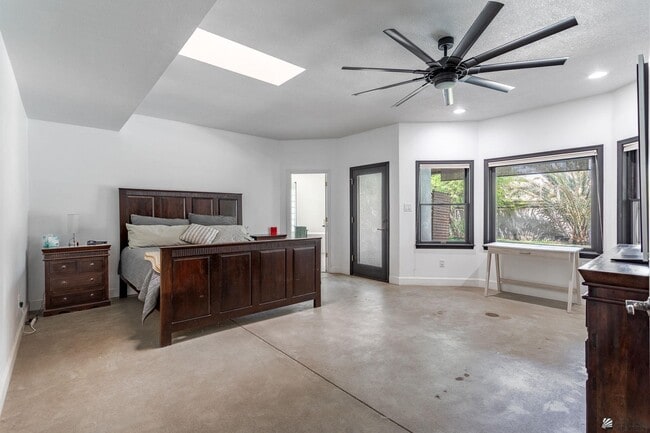 Building Photo - 3208 S Palomino Way