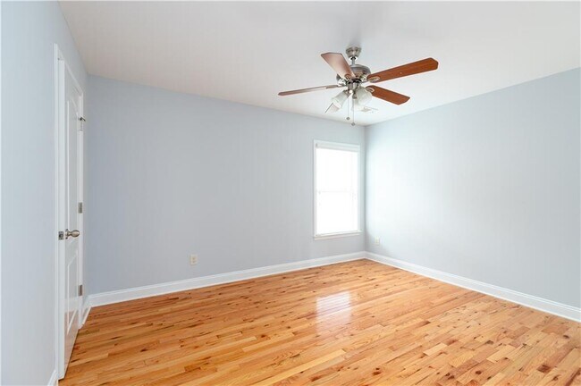 Building Photo - 2425 Delamore Chase