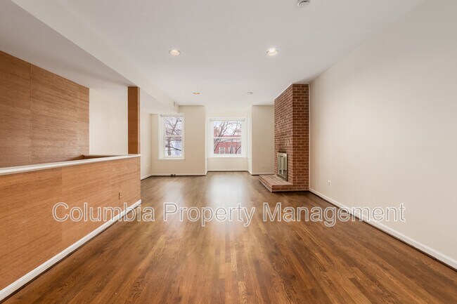 Building Photo - 127 11th St NE