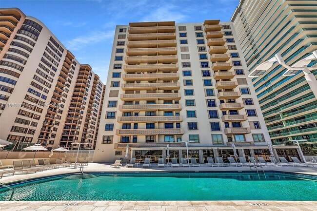 Building Photo - 10185 Collins Ave