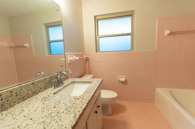 Building Photo - South Shreveport Rental