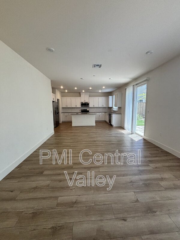 Building Photo - 3226 Tibidabo St