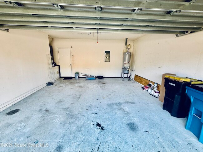 Building Photo - 402 Breckenridge Cir SE