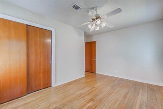 Building Photo - 6507 Heron Dr