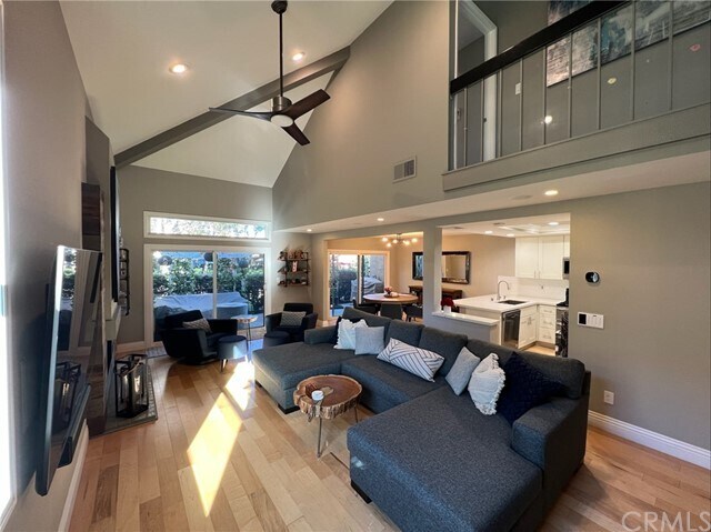 Building Photo - 7911 Woodlake Dr