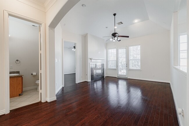 Building Photo - 7155 Windwater Lagoon Dr