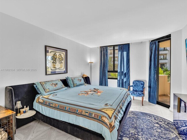 Building Photo - 101 Crandon Blvd